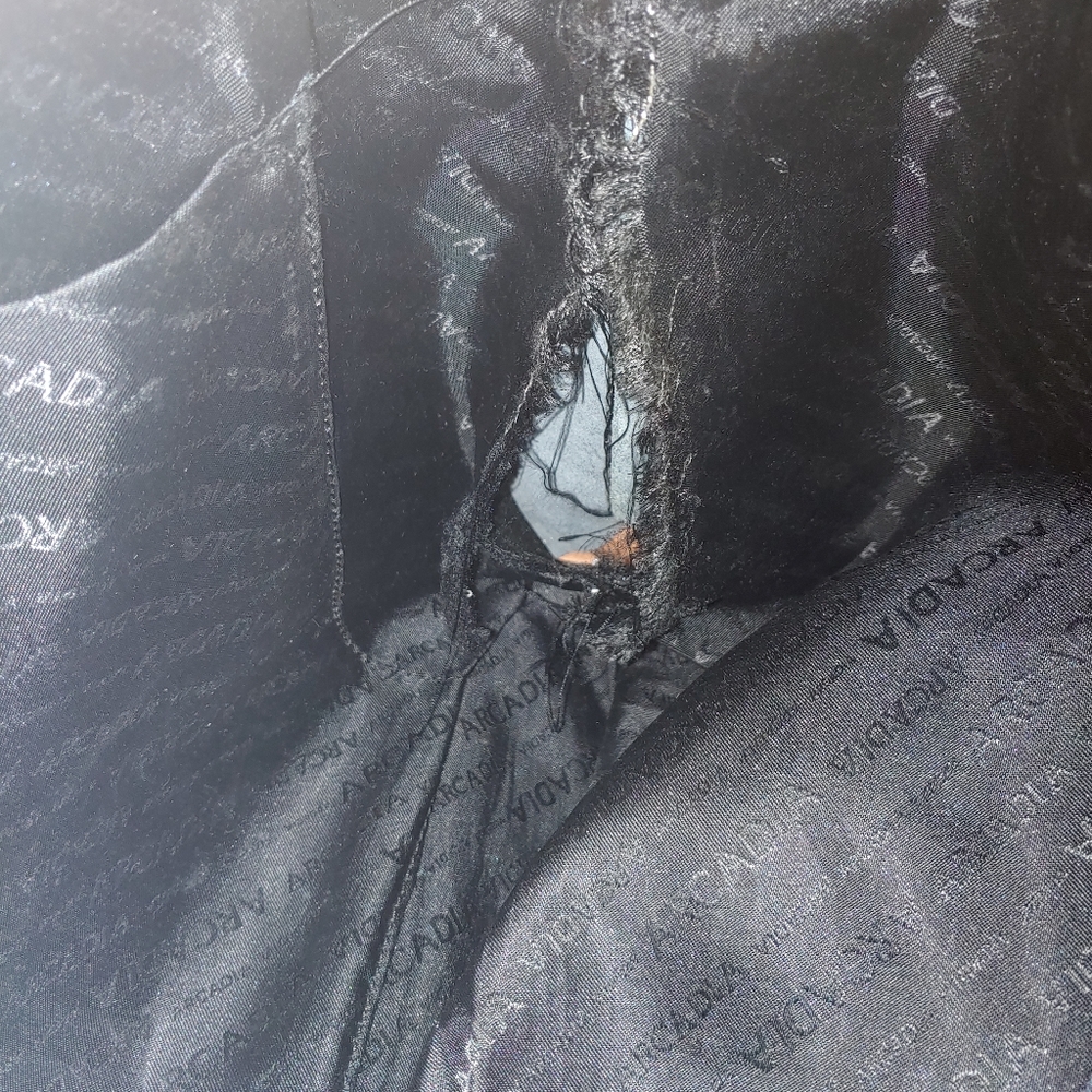 Arcadia Extra Large Shoulder Bag - image 7